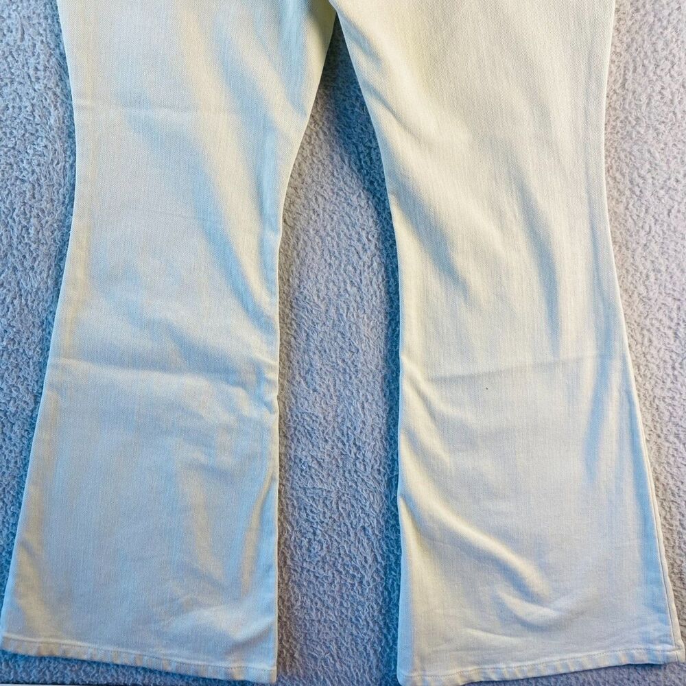 Lee Flare Jeans Womens Size 33‎ Ecru NEW Metallic Shimmer High Rise Heritage - Picture 6 of 12